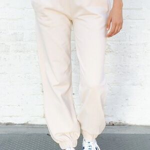 Brandy Melville Rosa Sweatpants
